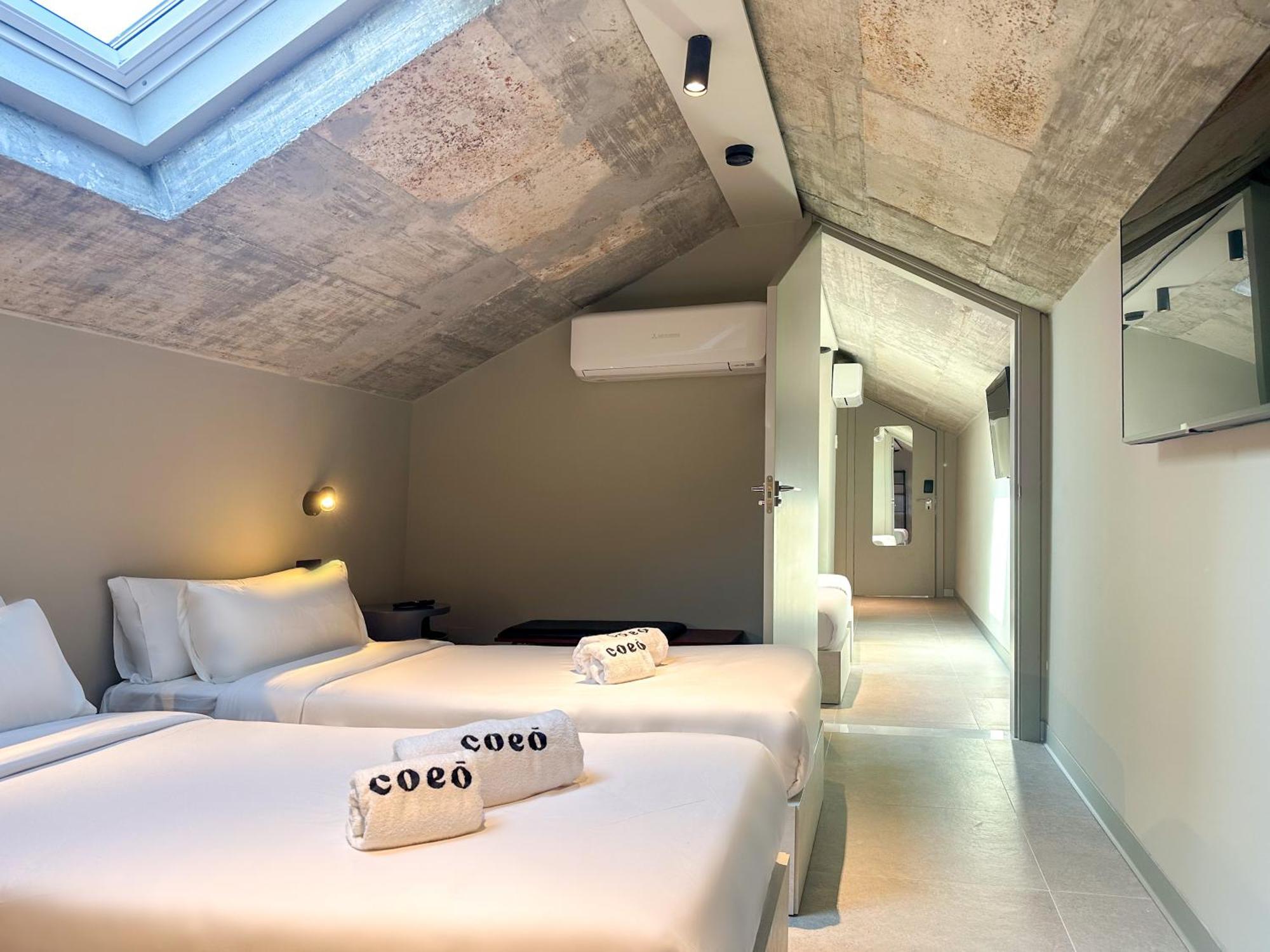 Coeo Hernan Ruiz Rooftop Pool Hostel Málaga Quarto foto